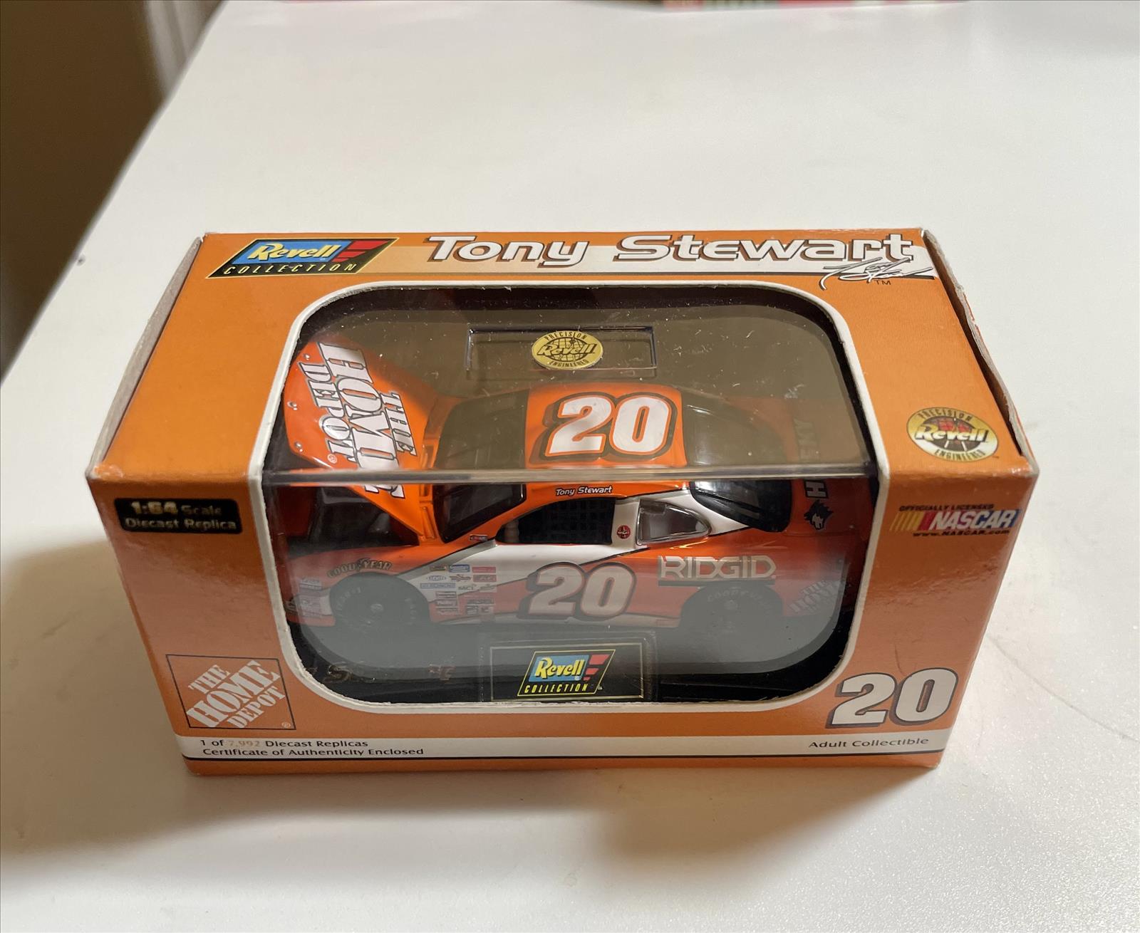 1999 Tony Stewart NASCAR Diecast 20 Home Depot CWC 1:64 Revell Collection 1