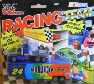 1992 Jeff Gordon NASCAR Diecast 24 DuPont Hauler with Car 1:64 Racing Champions 1