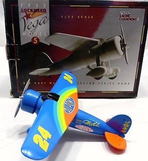 1993 Jeff Gordon NASCAR Diecast 24 Dupont Airplane 1932 Lockheed Vega 132 Racing Champions 1