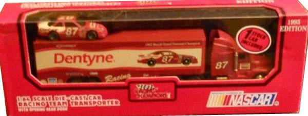 1993 Joe Nemechek NASCAR Diecast 87 Dentyne Hauler Transporter With Car 1:64 Racing Champions 1993 Edition 1