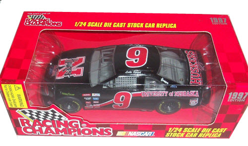 1997 Lake Speed NASCAR Diecast 9 Nebraska University CWC 1:24 Racing Champions 1997 Edition 1