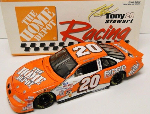 1999 Tony Stewart NASCAR Diecast 20 Home Depot  CWC 1:24 Action ARC 1