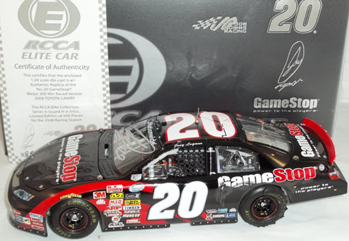 20 Joey Logano Diecast 2008 Game Stop Kentucky Win Raced Version CWC 1:24 Lionel Action RCCA Elite 1