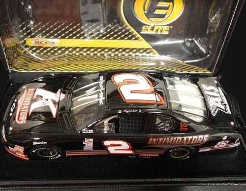 2001 Kerry Earnhardt NASCAR Diecast 2 Kannapolis Intimidators CWC 1:24 Action RCCA Elite 2
