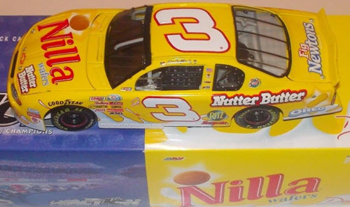 2002 Dale Earnhardt Jr NASCAR Diecast 3 Nilla Wafers Nutter Butter CWC 1:24 Action ARC GM Dealers 1