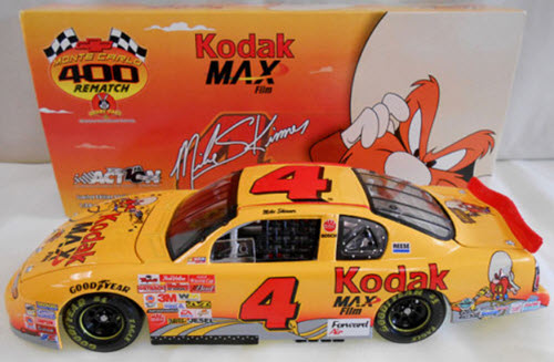 2002 Mike Skinner NASCAR Diecast 4 Kodak Looney Tunes Rematch CWC 1:24 Action ARC 1