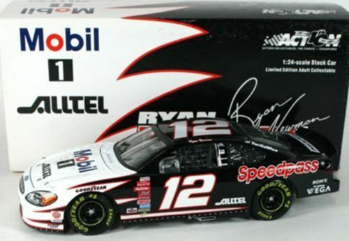 2002 Ryan Newman NASCAR Diecast 12 Mobil 1 Mobil1 CWC 1:24 Action ARC 1