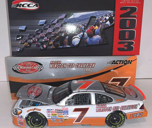 2003 Alan Kulwicki NASCAR Diecast 7 Winston Cup Victory Lap CWC 1:24 Action RCCA Club Car 1b