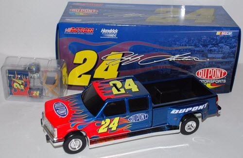 2005 Jeff Gordon NASCAR Diecast 24 DuPont Dually Tailgate Set Bank 1:24 Action ARC 1