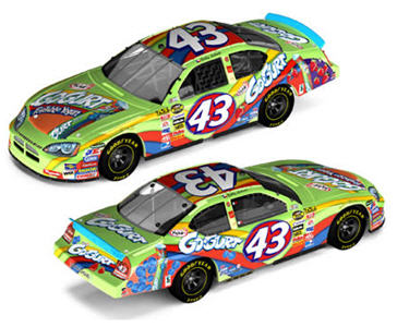 2006 Bobby Labonte NASCAR Diecast 43 Go Gurt GoGurt CWC 1:64 Action RCCA Club Car 1