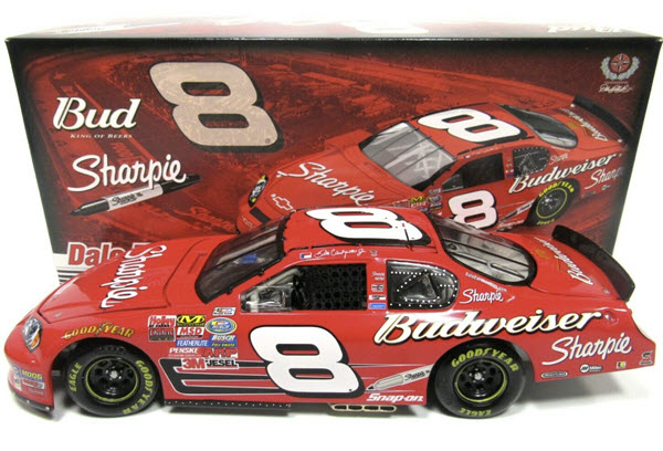 2007 Dale Earnhardt Jr NASCAR Diecast 8 Sharpie CWC 1:24 Action ARC 1