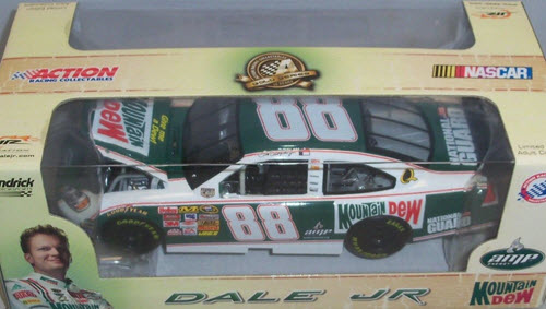 2008 Dale Earnhardt Jr NASCAR Diecast 88 Mountain Mtn Dew Retro CWC 1:24 Action Gold Series 1
