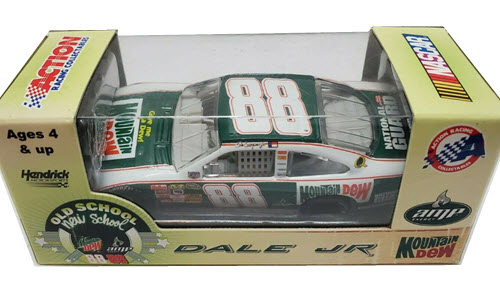 2008 Dale Earnhardt Jr NASCAR Diecast 88 Mountain Mtn Dew Retro CWC 1:64 Action ARC Kids 1