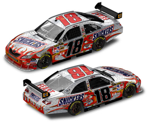 2008 Kyle Busch NASCAR Diecast 18 Snickers Atlanta Win Raced Version CWC 1:24 Action RCCA Club Car 98