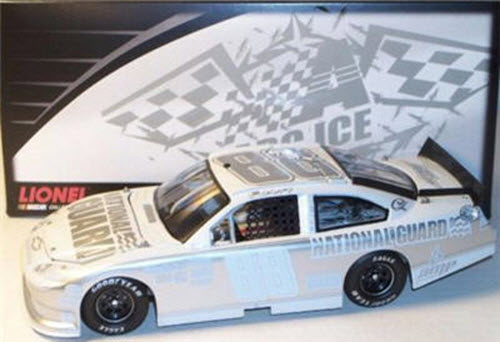 2011 Dale Earnhardt Jr NASCAR Diecast 88 National Guard CWC 1:24 Lionel Action ARC Ice 1