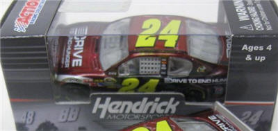 2011 Jeff Gordon NASCAR Diecast 24 AARP DTEH CWC 1:64 Lionel Action ARC 1
