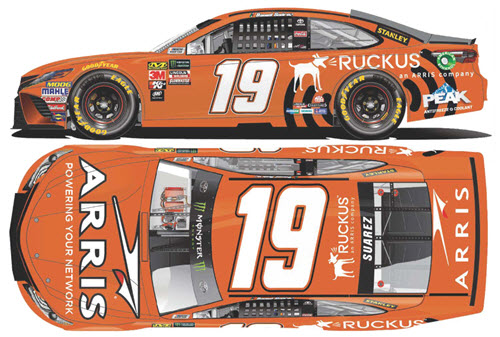 2018 Daniel Suarez NASCAR Diecast 19 Arris Ruckus Wireless CWC 1:24 Lionel Action ARC Color Chrome 99