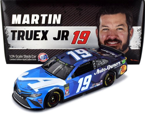 2019 Martin Truex Jr NASCAR Diecast 19 Auto Owners Insurance A CWC 1:24 Lionel Action ARC 1