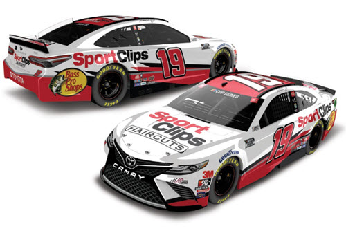2020 Martin Truex Jr NASCAR Diecast 19 Sport Clips CWC 1:24 Lionel Action RCCA Elite Color Chrome 99