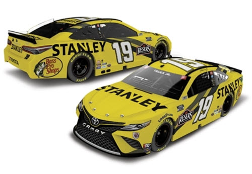 2021 Martin Truex Jr NASCAR Diecast 19 Stanley Tools CWC 1:24 Lionel Action ARC 99