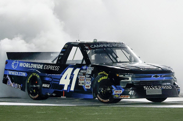 2022 Ross Chastain NASCAR Diecast 41 Worldwide Express Truck Charlotte Win Raced Version 1:24 Lionel Action ARC Autographed 99