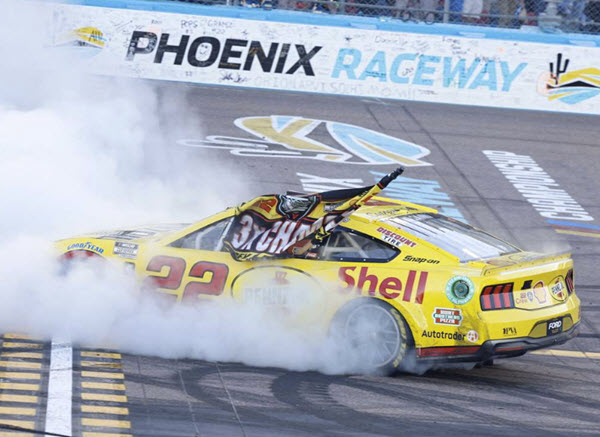 2024 Joey Logano NASCAR Diecast 22 Shell Pennzoil Phoenix Win Raced Version CWC 1:24 Lionel Action RCCA ELite Dual Autographed 99