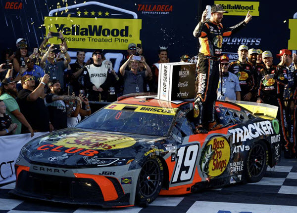 2025 Chase Briscoe NASCAR Diecast 19 Bass Pro Talladega Win Raced Version 1:24 CWC Lionel Action RCCA Elite Dual Autographed 99