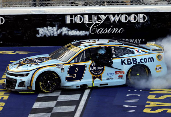 2025 Chase Elliott NASCAR Diecast 9 KBB Kelley Blue Book Kansas Win Raced Version CWC 1:24 Lionel Action RCCA Elite Liquid Color 99