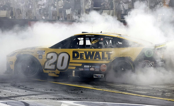 2025 Christopher Bell NASCAR Diecast 20 DeWalt Bristol Win Raced Version CWC 1:24 Lionel Action RCCA Elite Premier 99