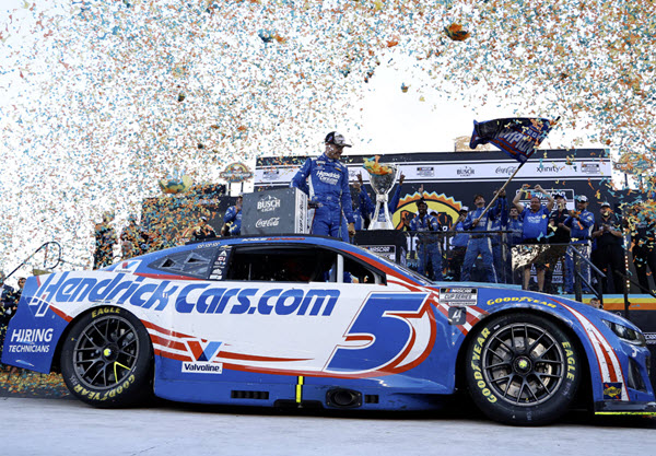 2025 Kyle Larson NASCAR Diecast 5 HendrickCars Hendrick Cars Phoenix Raced Version 1:24 CWC Lionel Action RCCA Elite 99