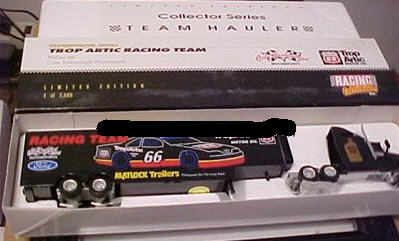 66 TripArtic 1992 Hauler 1:64 RCCA COllector Series